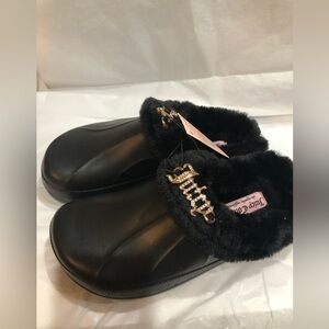 Juicy Couture black faux fur bling juicy monogram emblem‎ croc clog shoes size 9